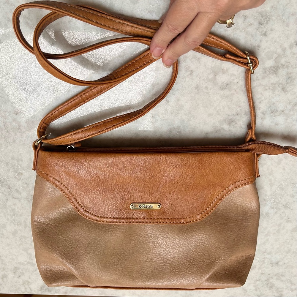 KOLTOV Tan and Brown Crossbody Bag with Envelope Flap